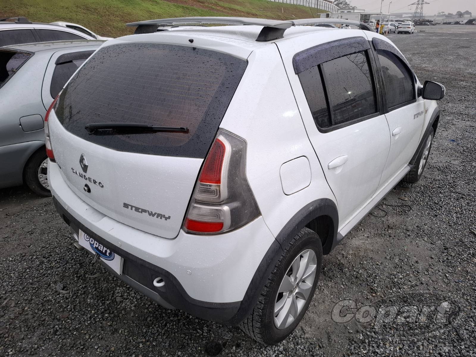 Foto 4: 2014 RENAULT SANDERO