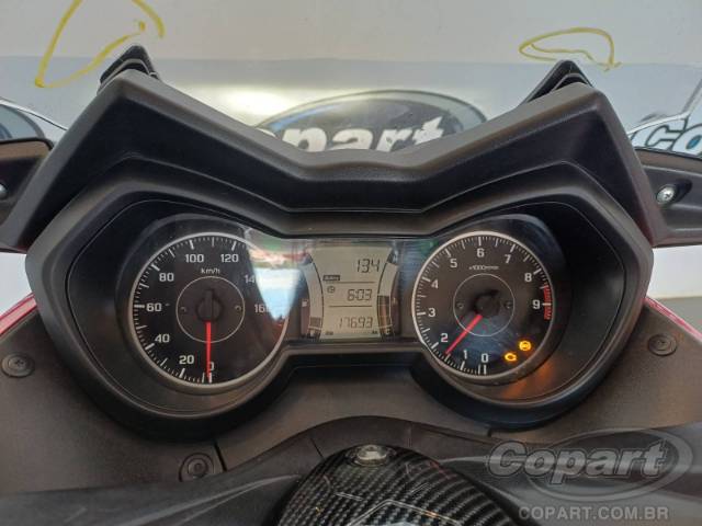 2024 YAMAHA XMAX 