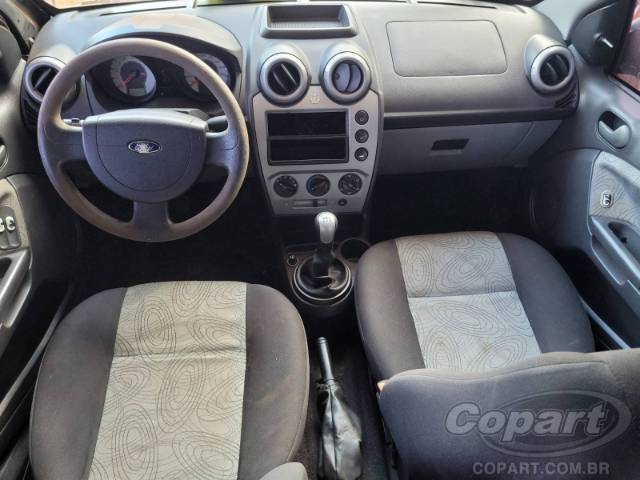 2009 FORD FIESTA SEDAN 