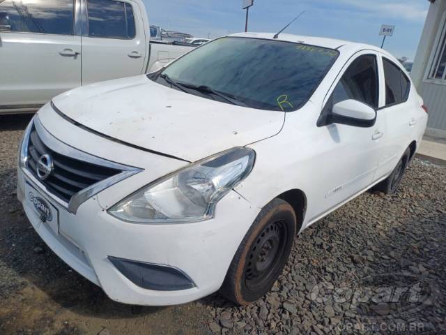 2018 NISSAN VERSA 