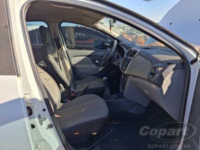 2017 RENAULT LOGAN 