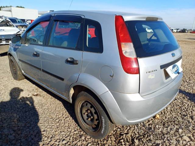 2003 FORD FIESTA 