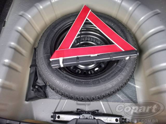 2025 NISSAN Kicks Play 