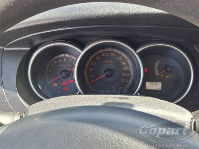 2010 NISSAN GRAND LIVINA 