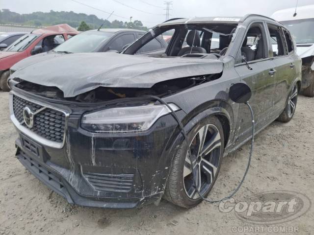 2020 VOLVO XC90 