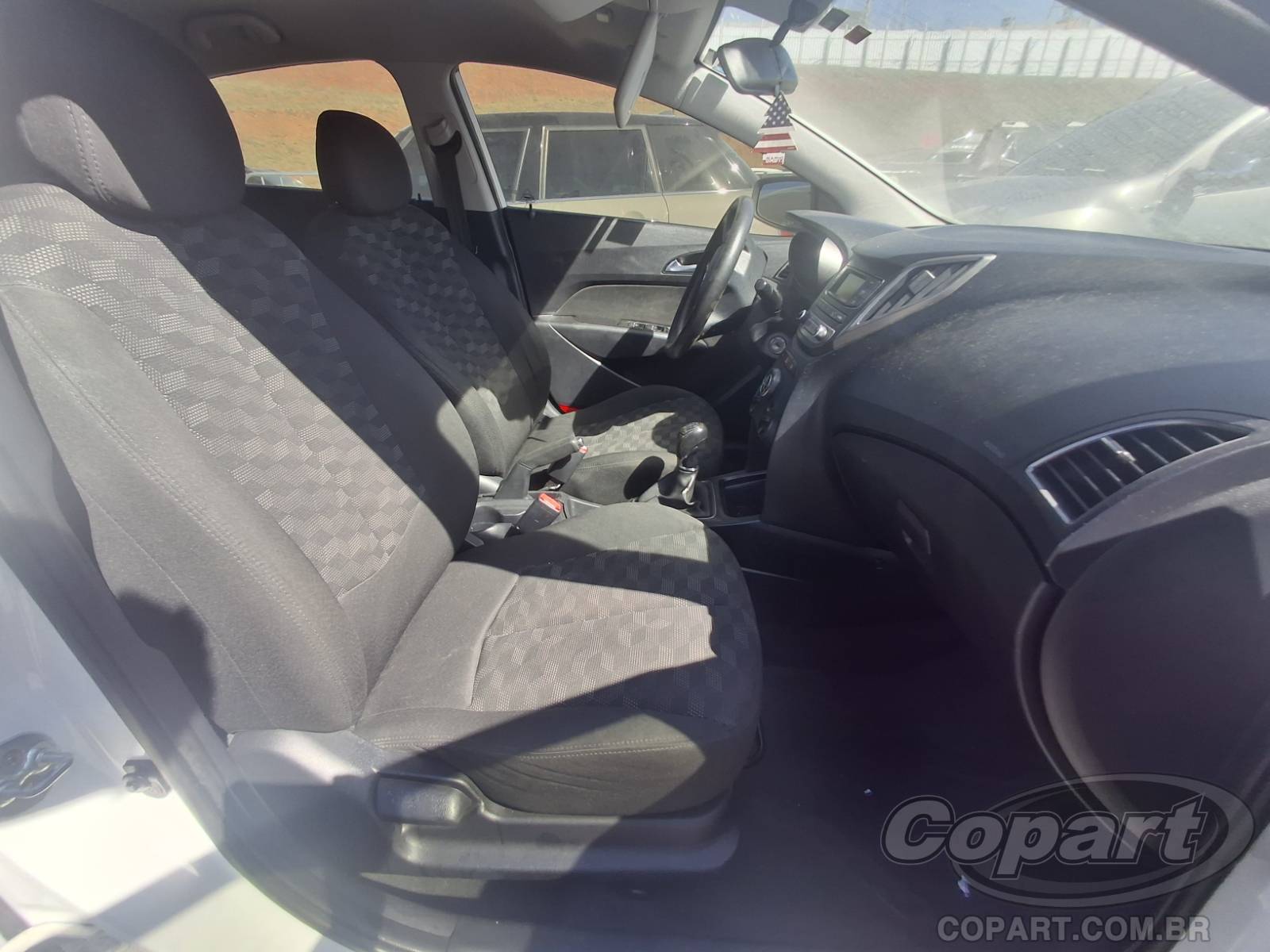 2016 HYUNDAI HB20 — foto 5 de 10