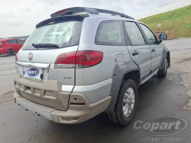 2014 FIAT PALIO WEEKEND 
