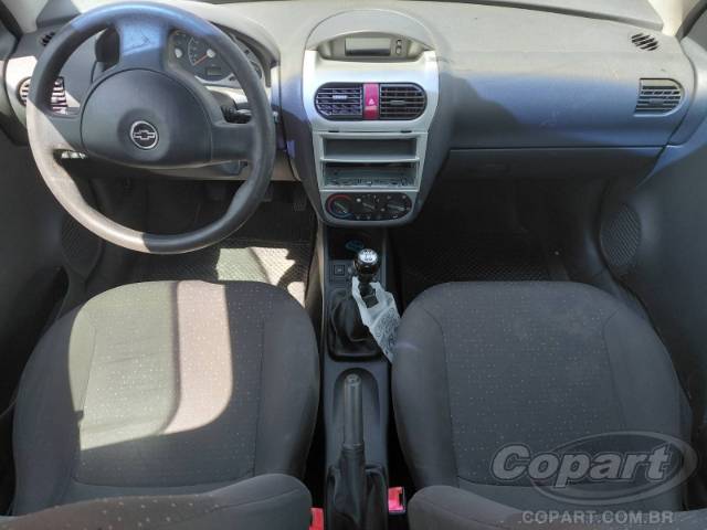 2011 CHEVROLET CORSA SEDAN 