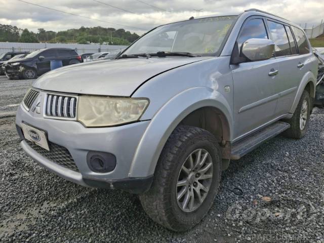 2010 MITSUBISHI PAJERO DAKAR 