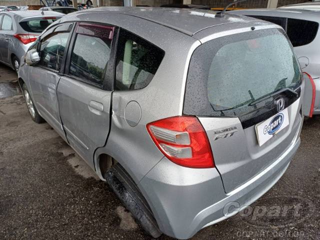 2013 HONDA FIT 