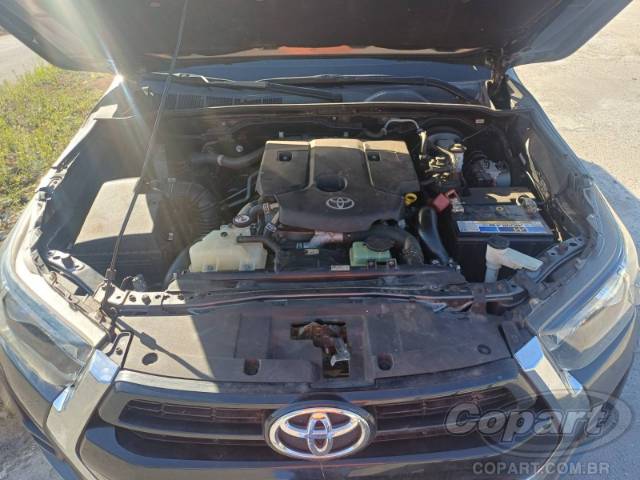 2021 TOYOTA HILUX CD 