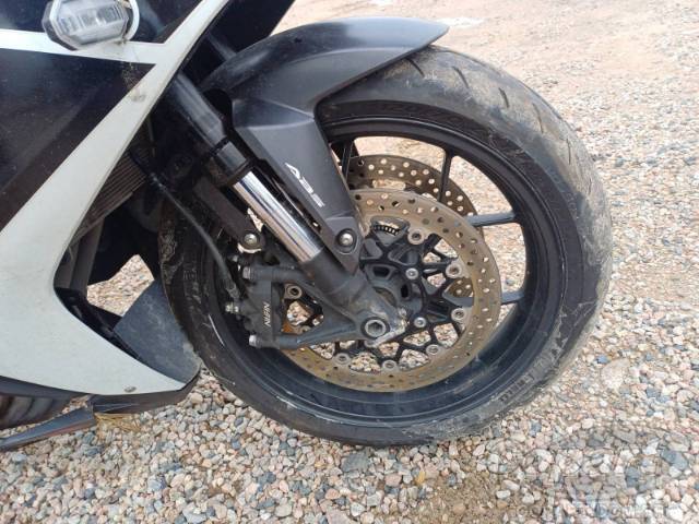 2024 HONDA CBR 650R 