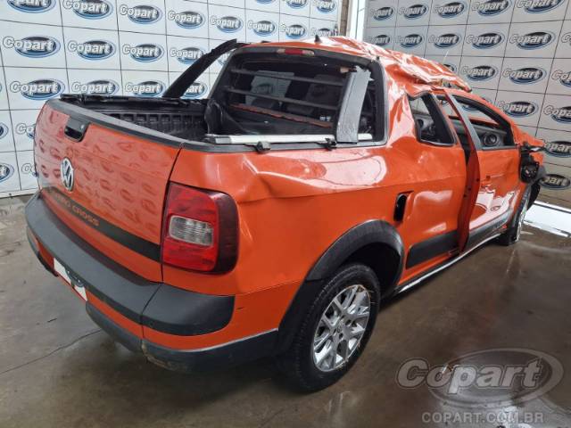 2016 VOLKSWAGEN SAVEIRO CD 