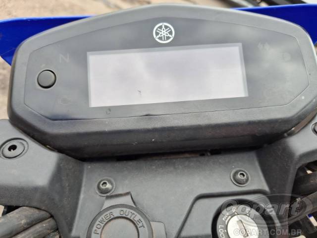 2025 YAMAHA CROSSER 