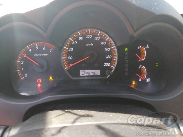 2015 TOYOTA HILUX CD 