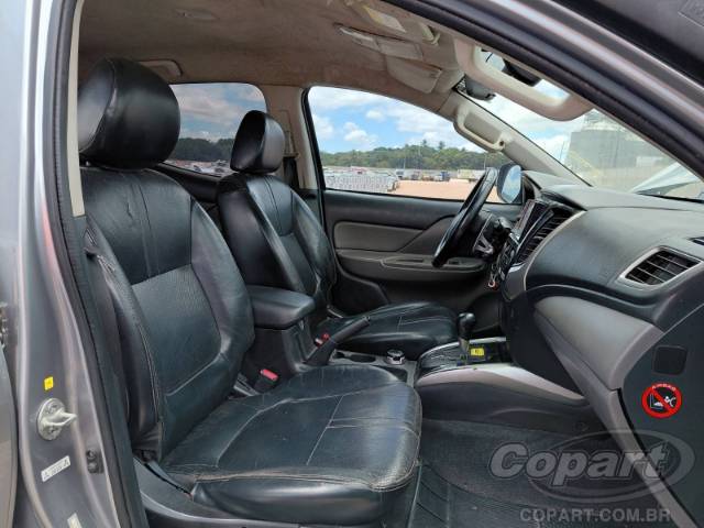 2021 MITSUBISHI L200 TRITON 