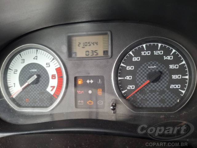 2011 RENAULT SANDERO 