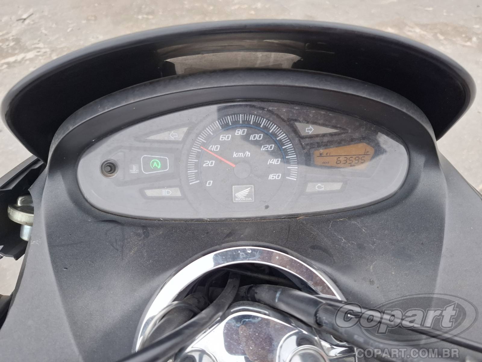Foto 9 de 10: 2015 HONDA PCX