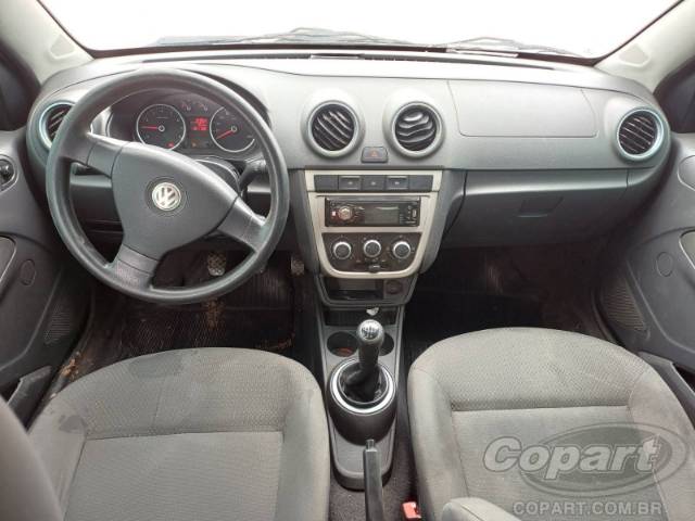 2012 VOLKSWAGEN VOYAGE 