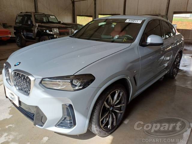 2022 BMW X4 