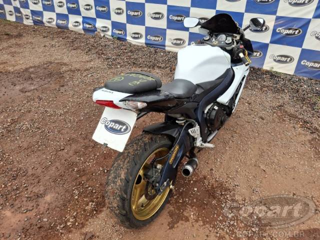 2013 SUZUKI GSX-R 