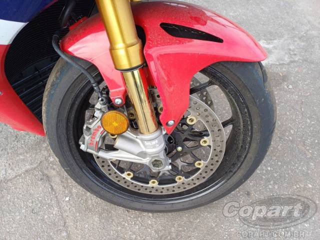 2026 HONDA CBR 1000RR-R 