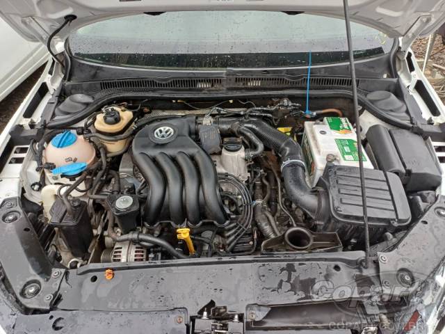 2012 VOLKSWAGEN JETTA 