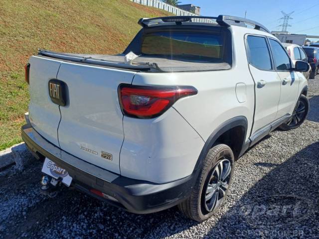 2022 FIAT TORO 