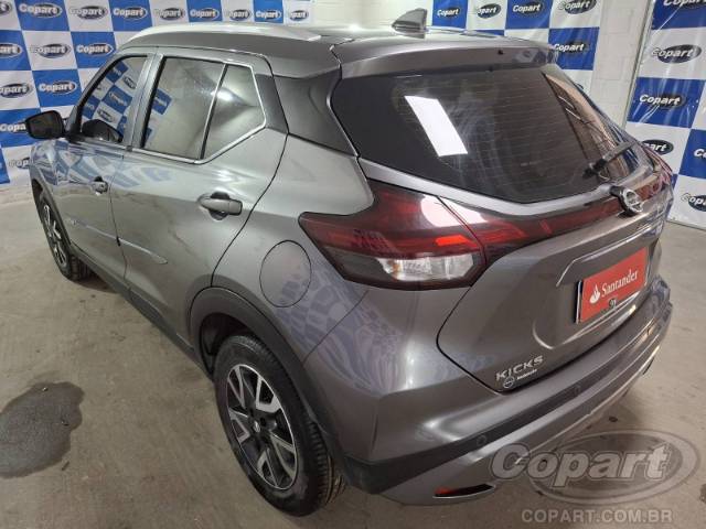 2022 NISSAN KICKS 