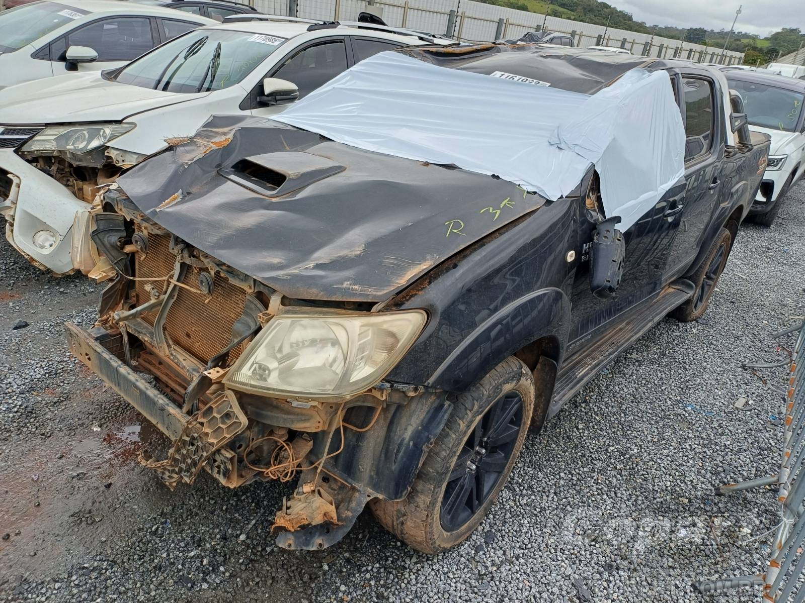 Foto 2: 2011 TOYOTA HILUX CD