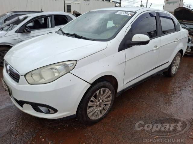 2013 FIAT GRAND SIENA 