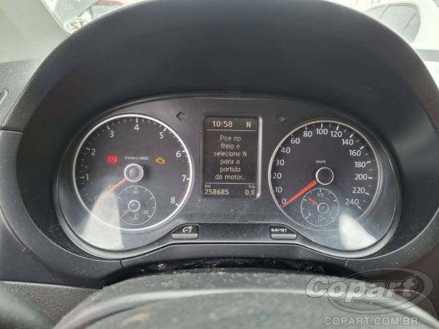 2011 VOLKSWAGEN FOX 