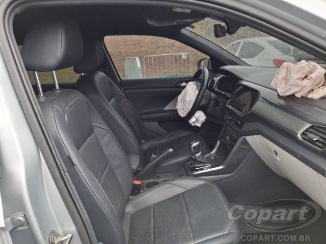 2022 VOLKSWAGEN T-CROSS 
