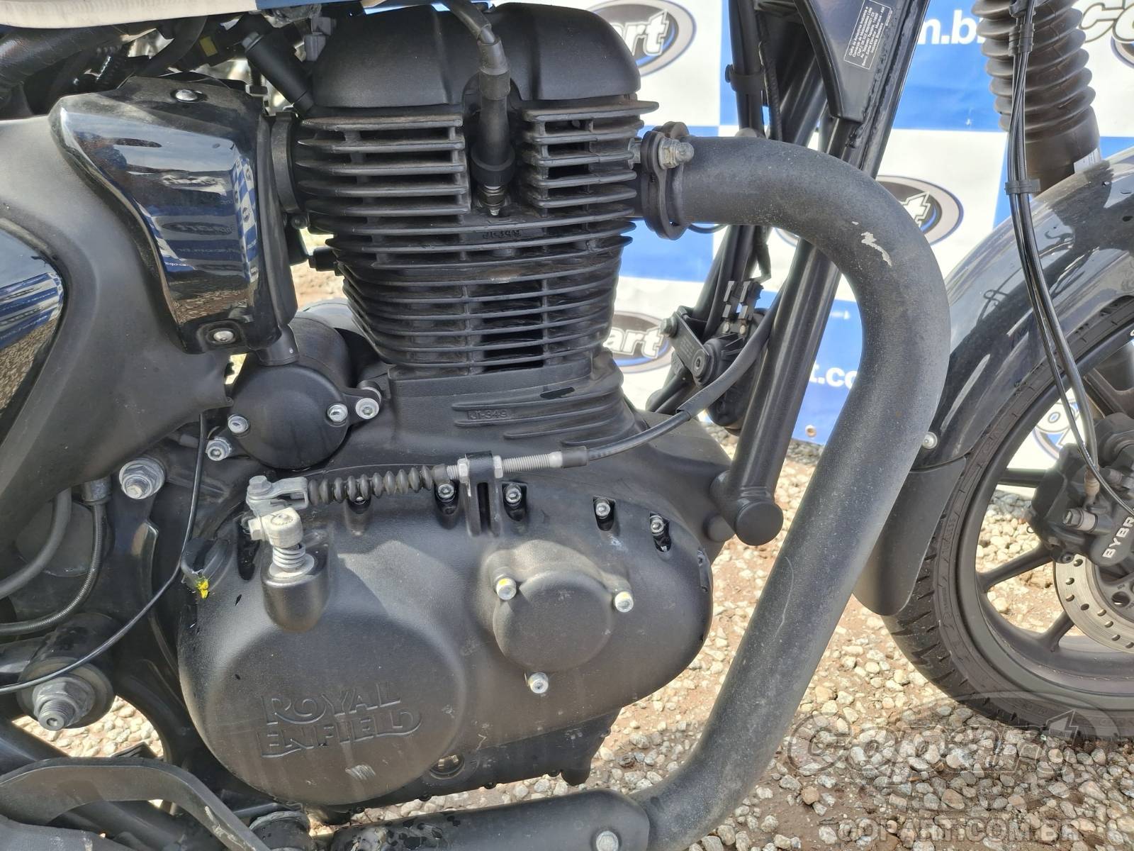 Foto 6 de 10: 2024 ROYAL ENFIELD HUNTER