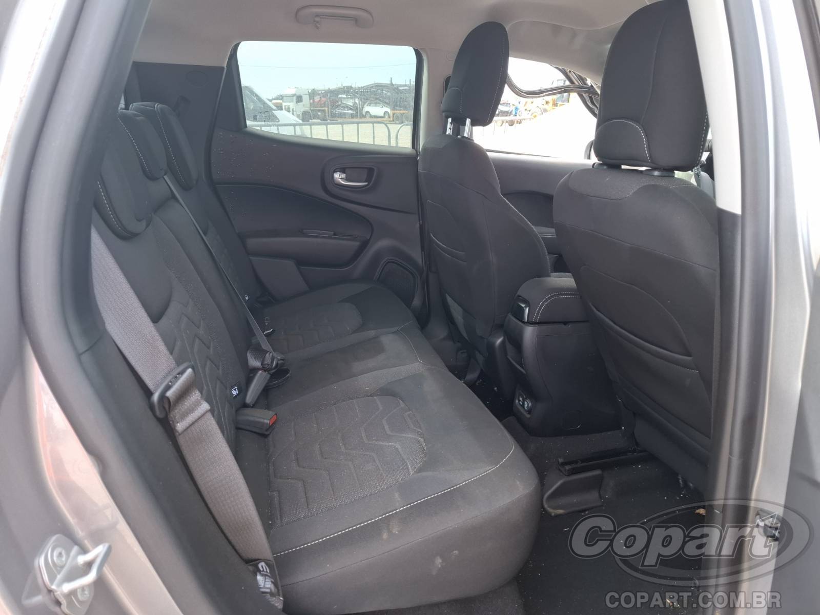 2025 FIAT TORO — foto 6 de 10