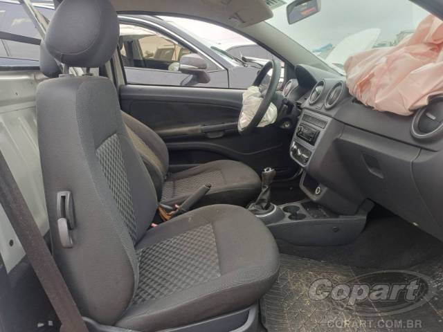 2016 VOLKSWAGEN SAVEIRO 