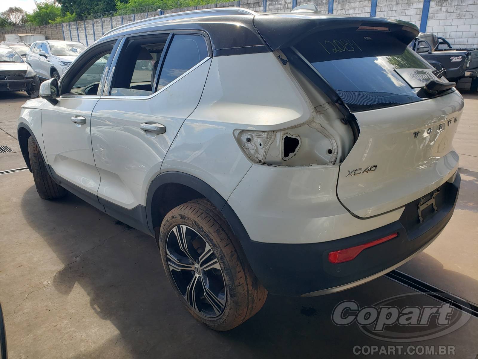 Foto 3: 2021 VOLVO XC40
