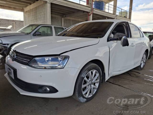 2013 VOLKSWAGEN JETTA 
