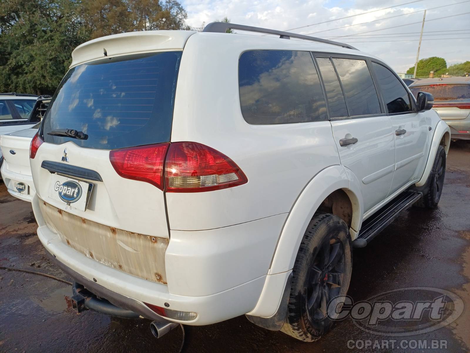 Foto 4: 2016 MITSUBISHI PAJERO