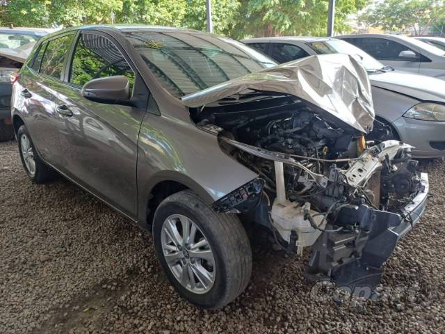 2019 TOYOTA YARIS 