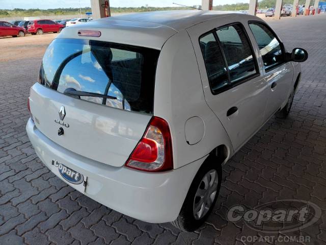 2015 RENAULT CLIO 