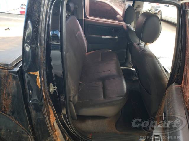 2015 TOYOTA HILUX CD 