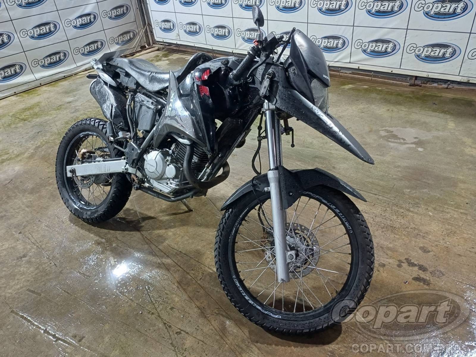Honda XRE 300 2011 Média Monta
