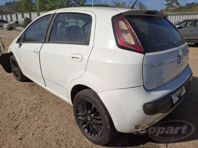 2014 FIAT PUNTO 
