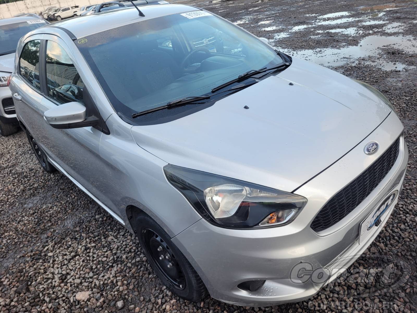 Ford KA 2018 em leilão