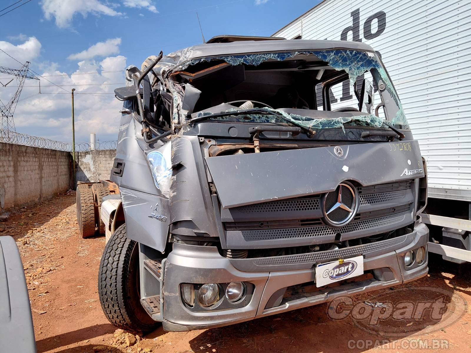 2024 MERCEDES BENZ ATEGO — leilão em Goiânia/GO