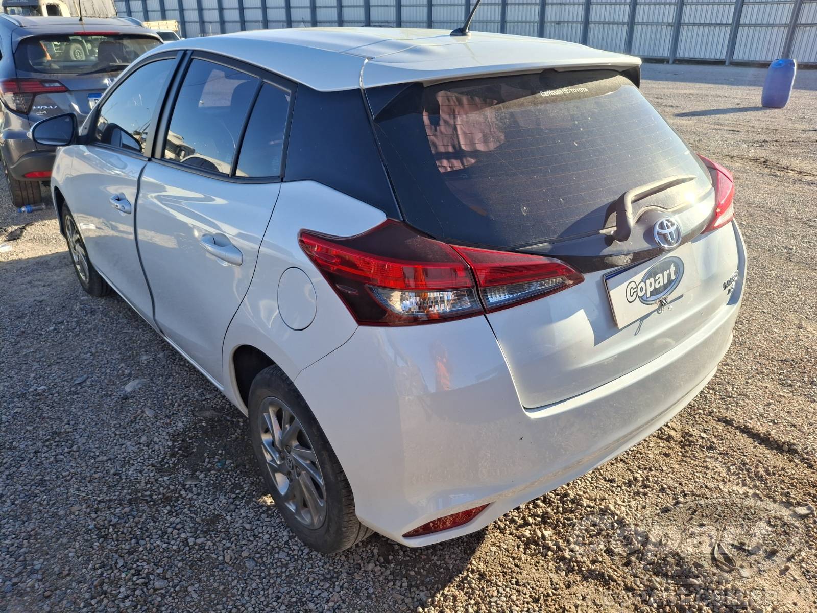 2023 TOYOTA YARIS — foto 3 de 10