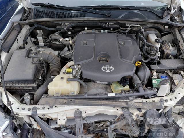 2016 TOYOTA HILUX SW4 