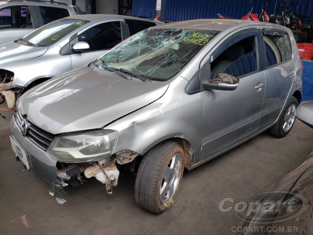 2013 VOLKSWAGEN FOX 