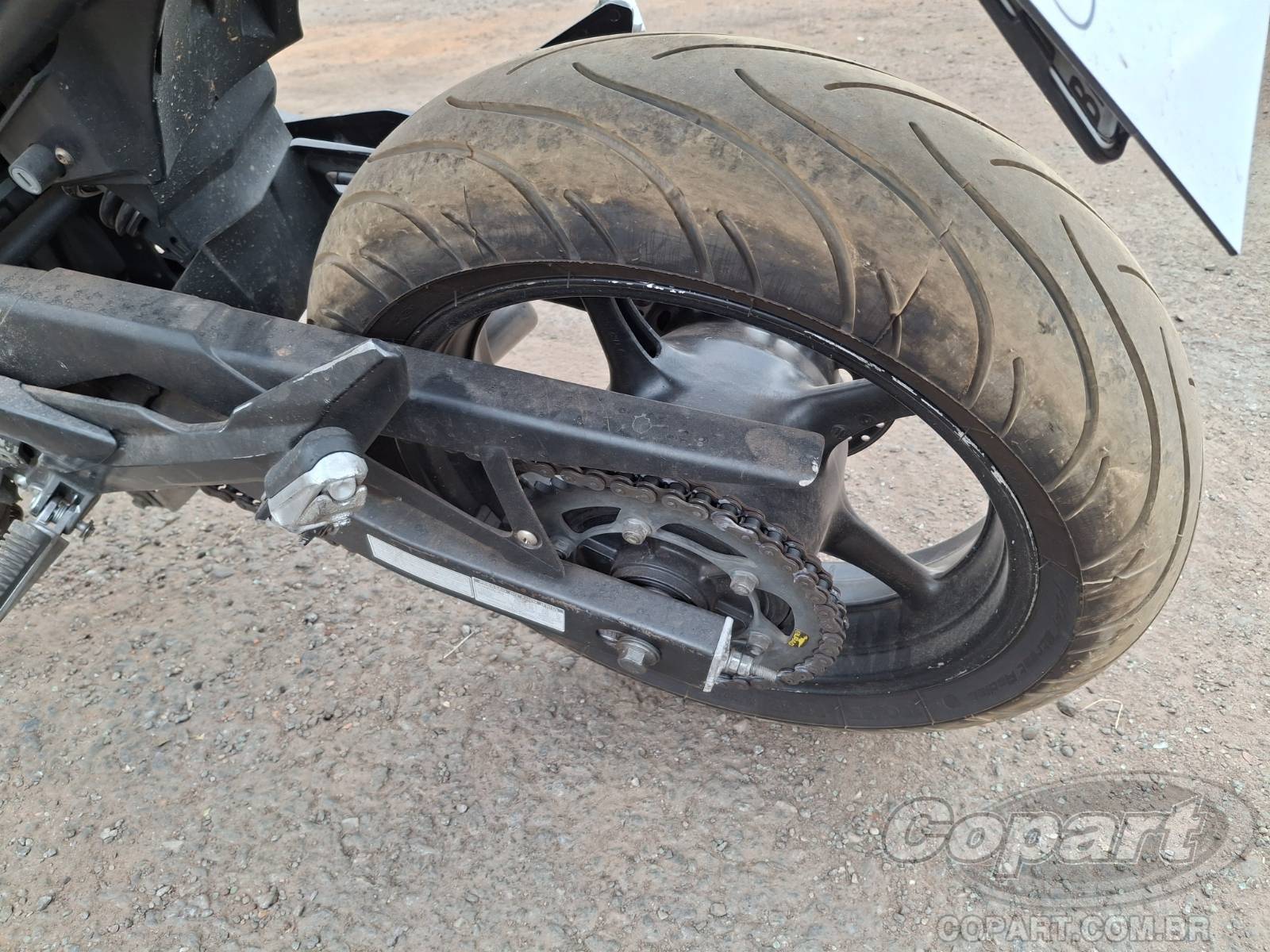 Foto 7 de 10: 2013 YAMAHA XJ6